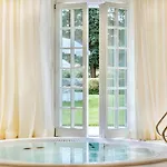 Contessa - Luxury