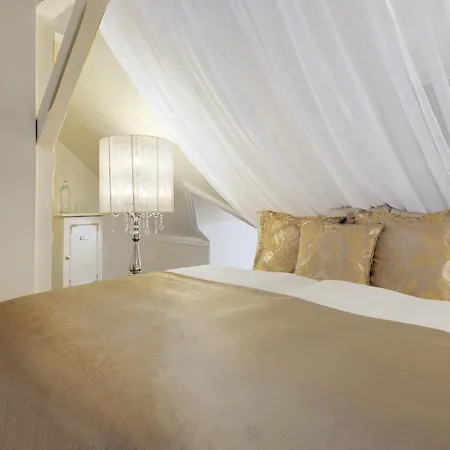 Contessa - Luxury Hotell