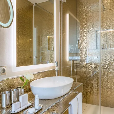 Contessa - Luxury Hotell