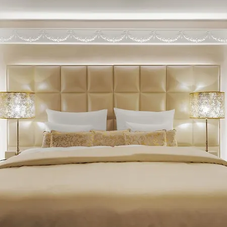 Contessa - Luxury Hotell 5*