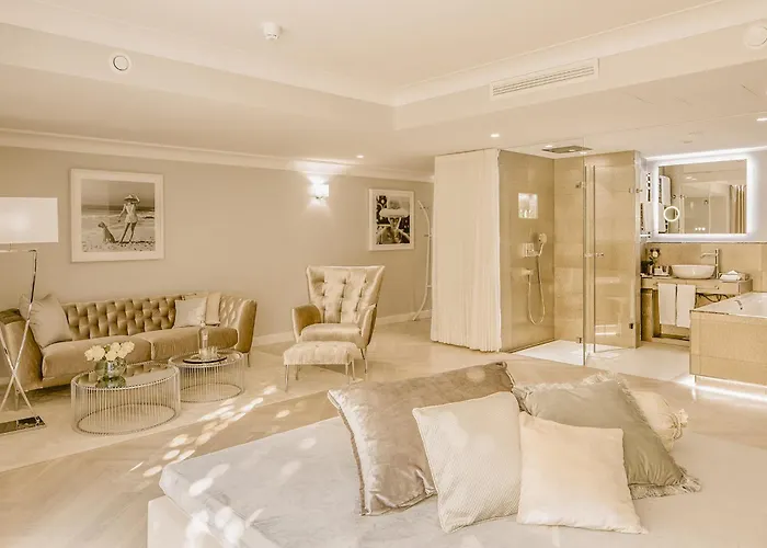 Contessa - Luxury Hotel